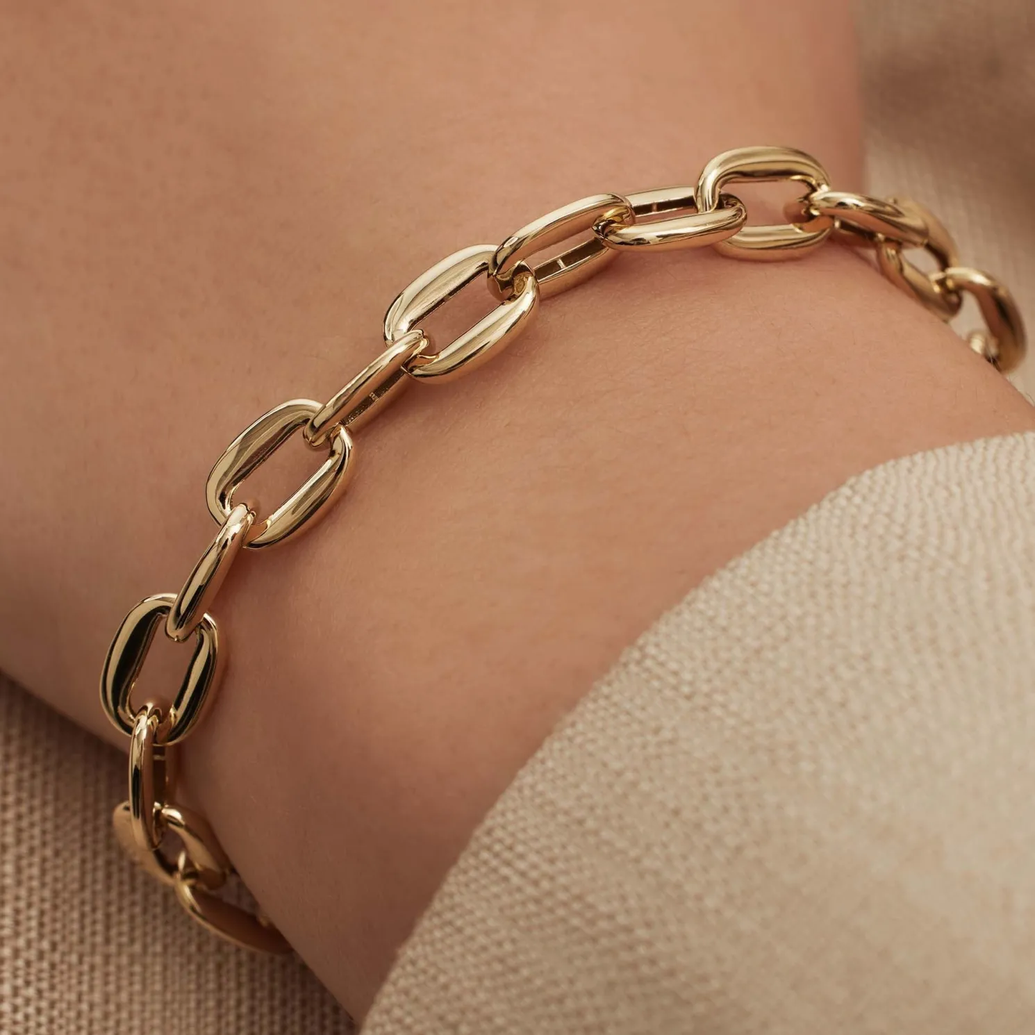 Aidee Ìrene 14 karaat gouden schakelarmband met ronde schakels