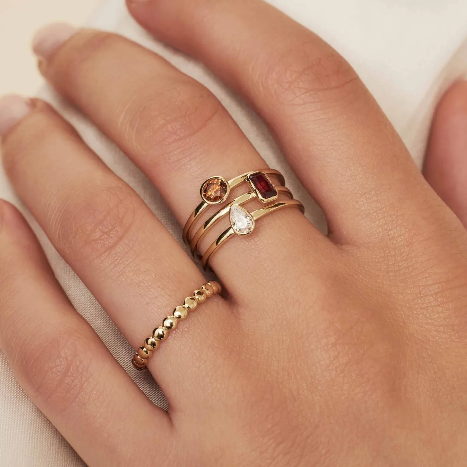 Baguette Brune 14 karaat gouden ring met bruine zirkonia steen