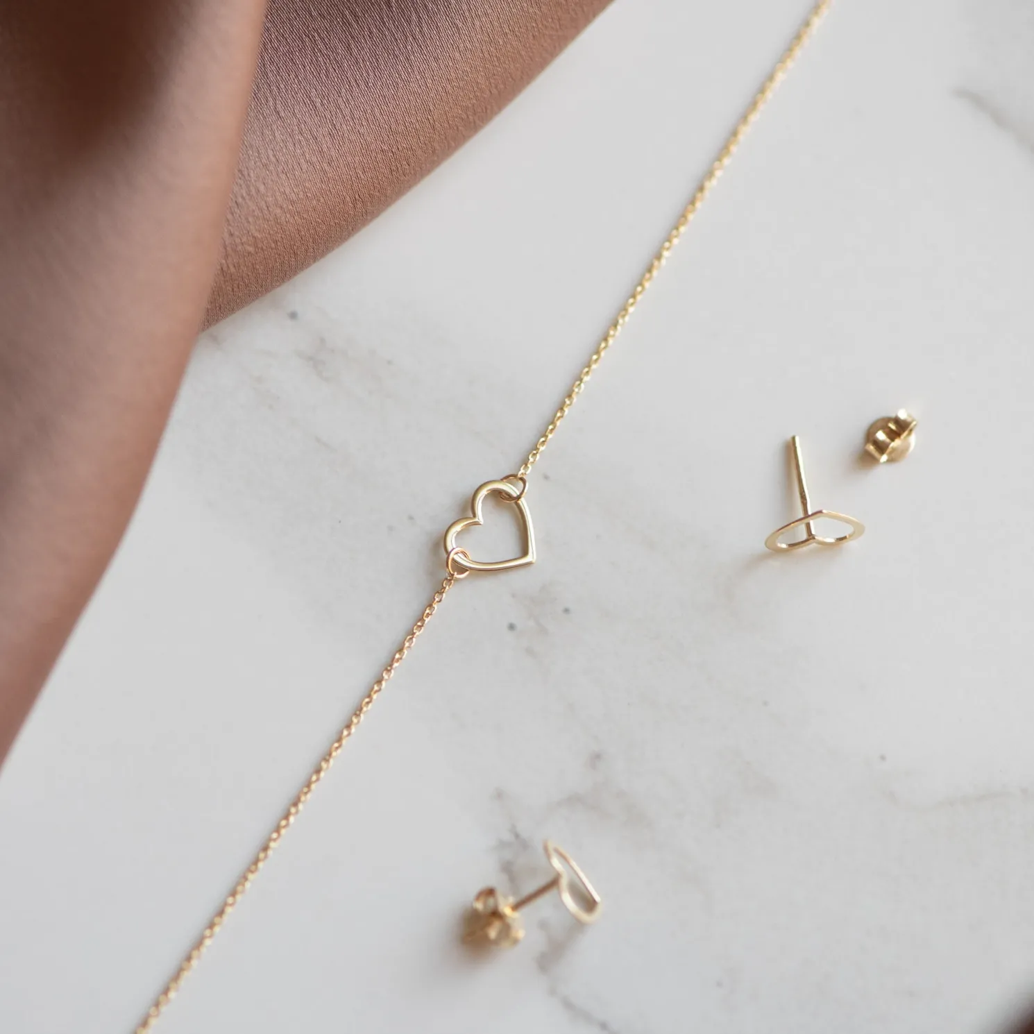 Belleville Amore 14 karaat gouden armband met hartje