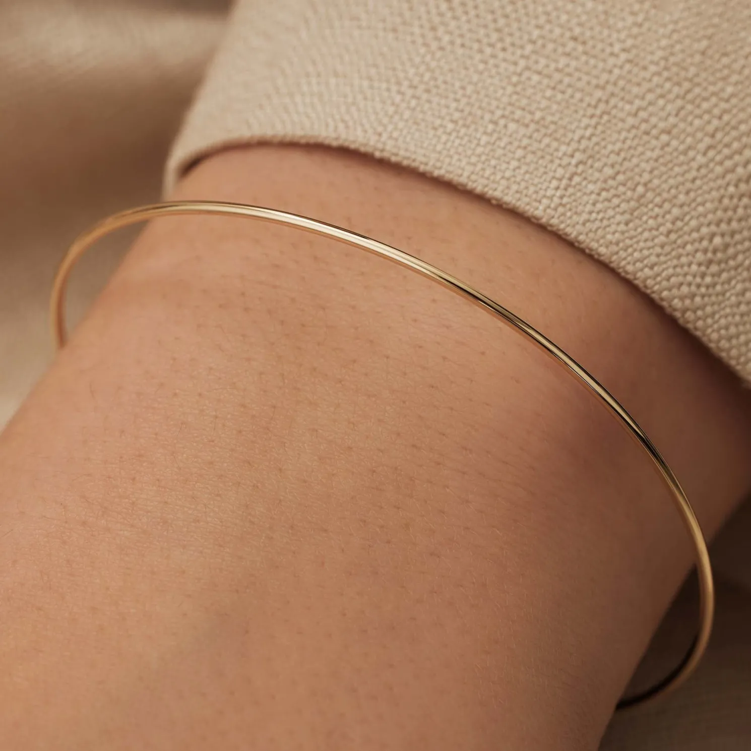 Cour d'Honneur Adora 14 karaat gouden bangle