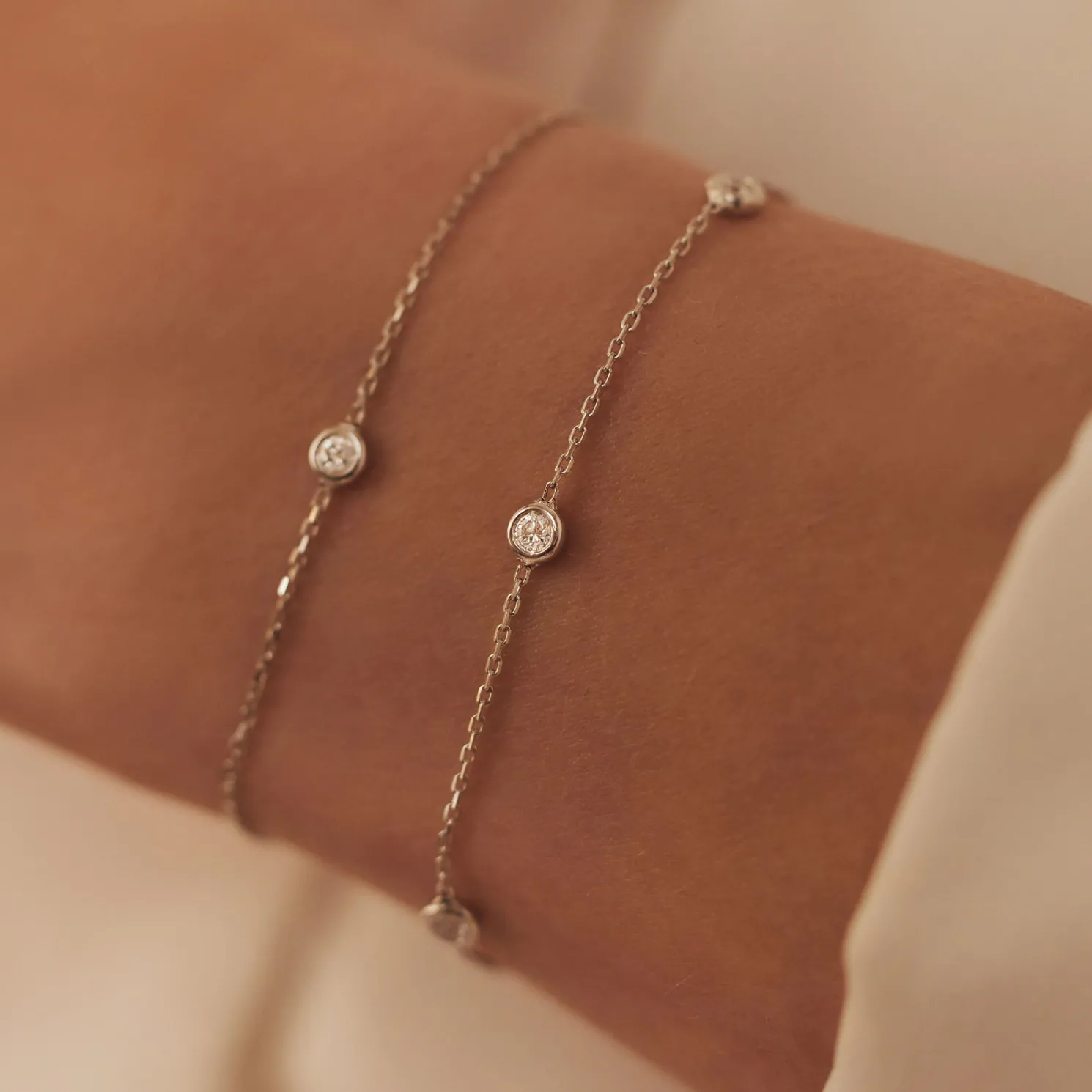 De la Paix Alfie 14 karaat witgouden armband met diamant 0.12 karaat