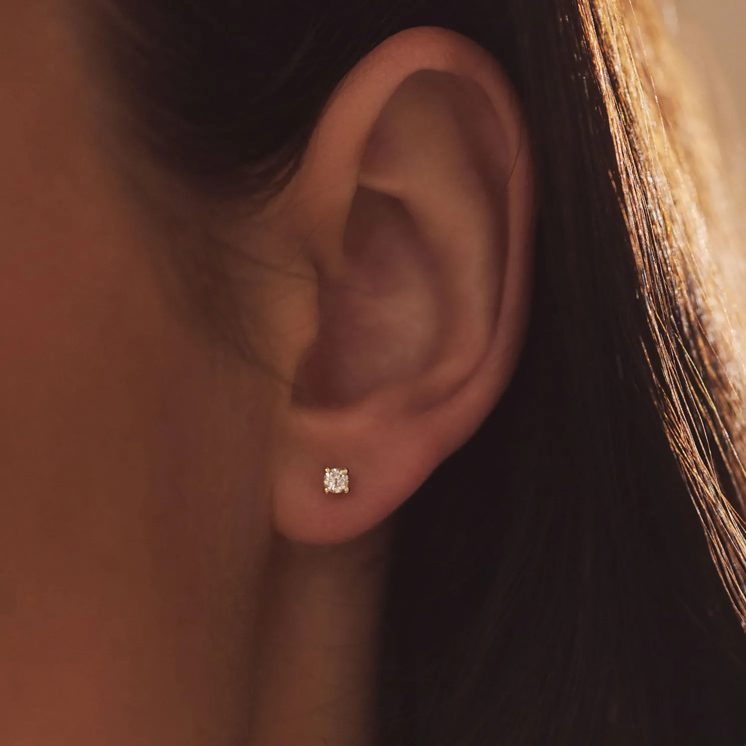 De la Paix Christine 14 karaat gouden Oorknoppen met diamant 0,14 karaat