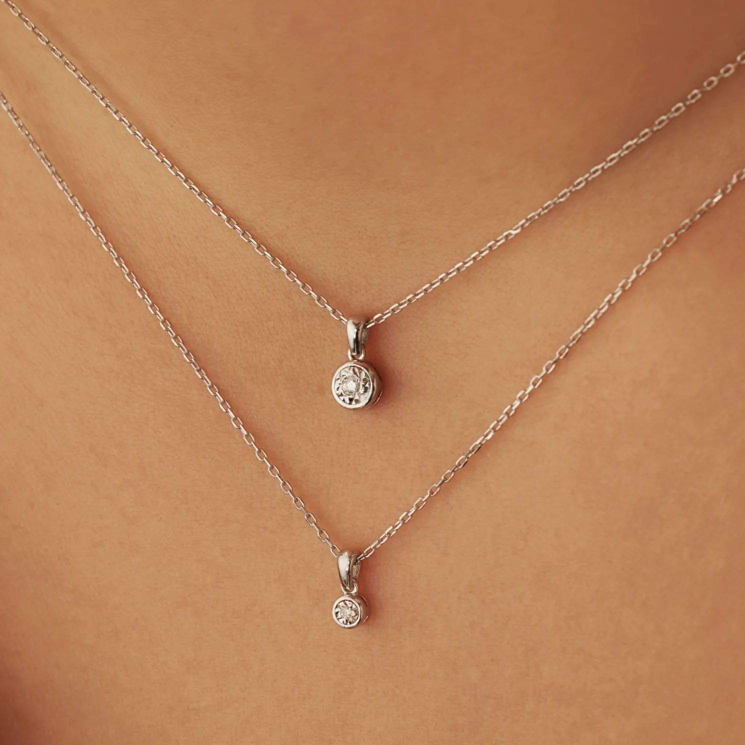 De la Paix Inaya 14 karaat witgouden collier met diamant 0.01 karaat