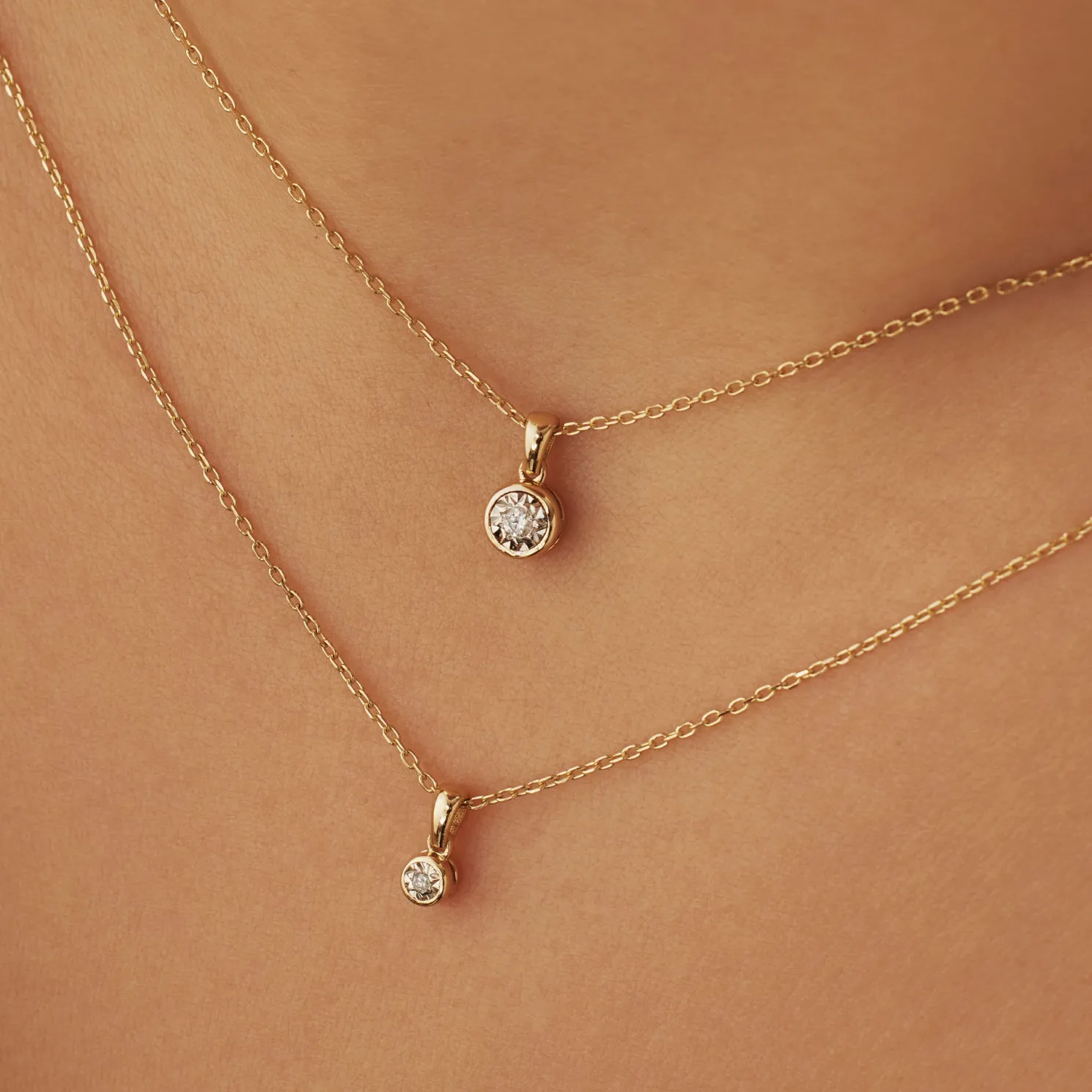 De la Paix Inaya 14 karaat gouden collier met diamant 0.01 karaat