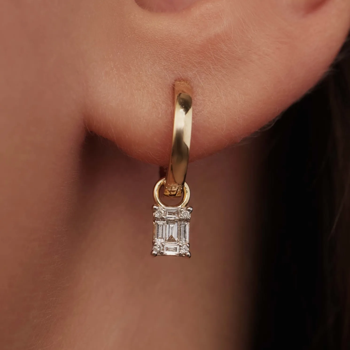 De la Paix Maxime 14 karaat gouden creolen met diamant 0.18 karaat