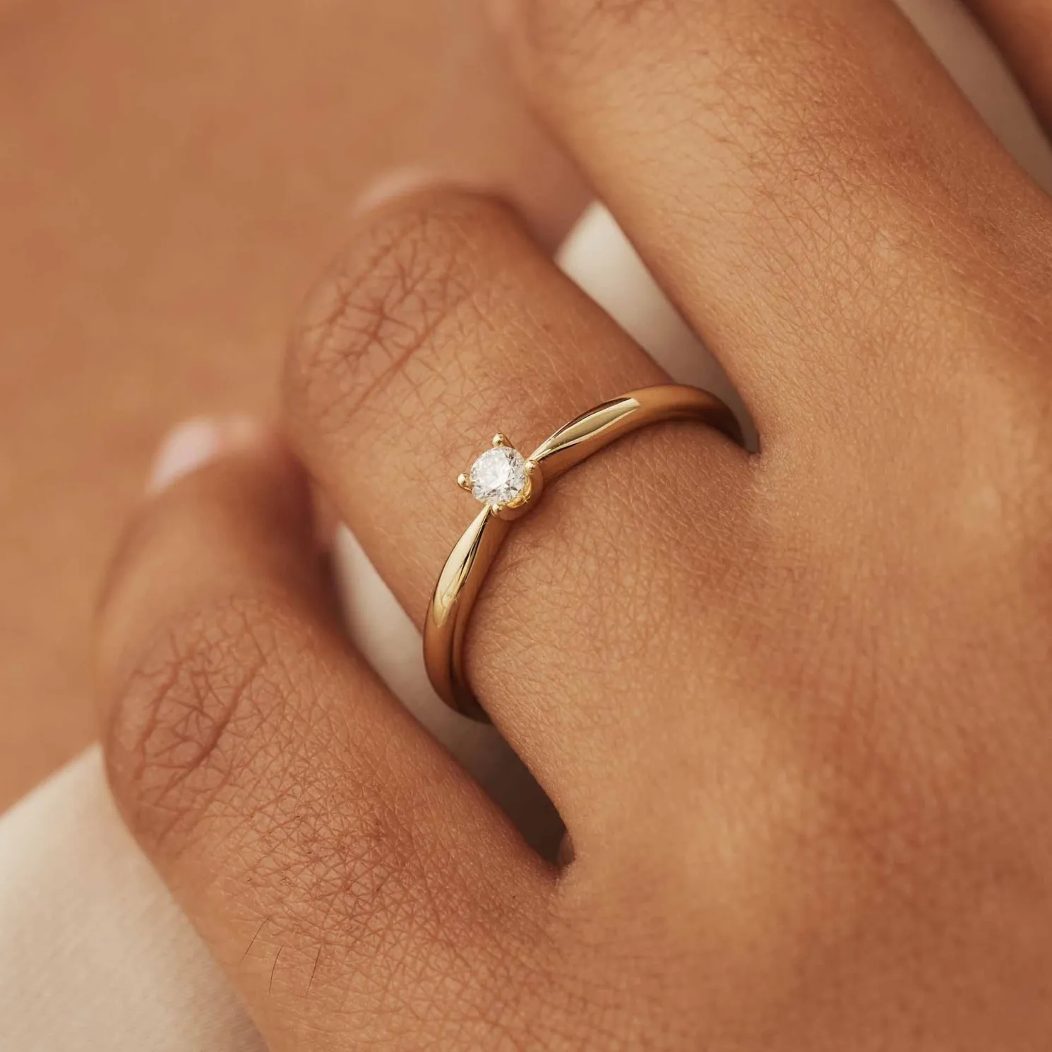 De la Paix Sybil 14 karaat gouden ring met diamant 0.10 karaat