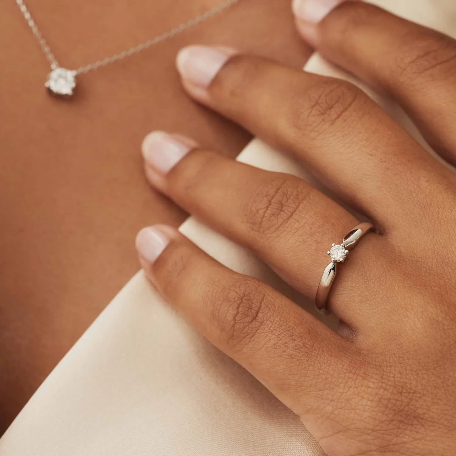 De la Paix Sybil 14 karaat witgouden ring met diamant 0.10 karaat