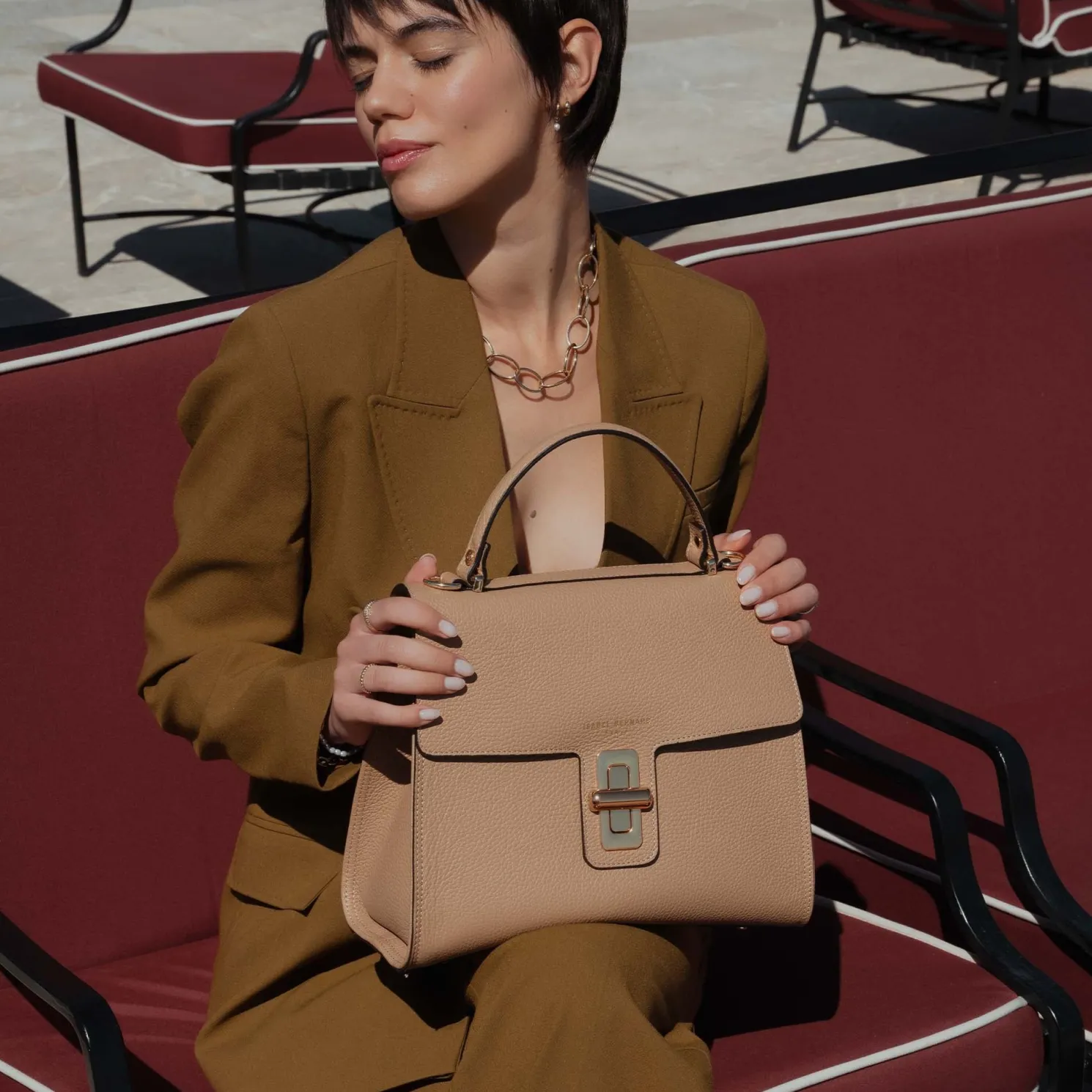 Femme Forte Simone Midi beige leren handtas van kalfsleer