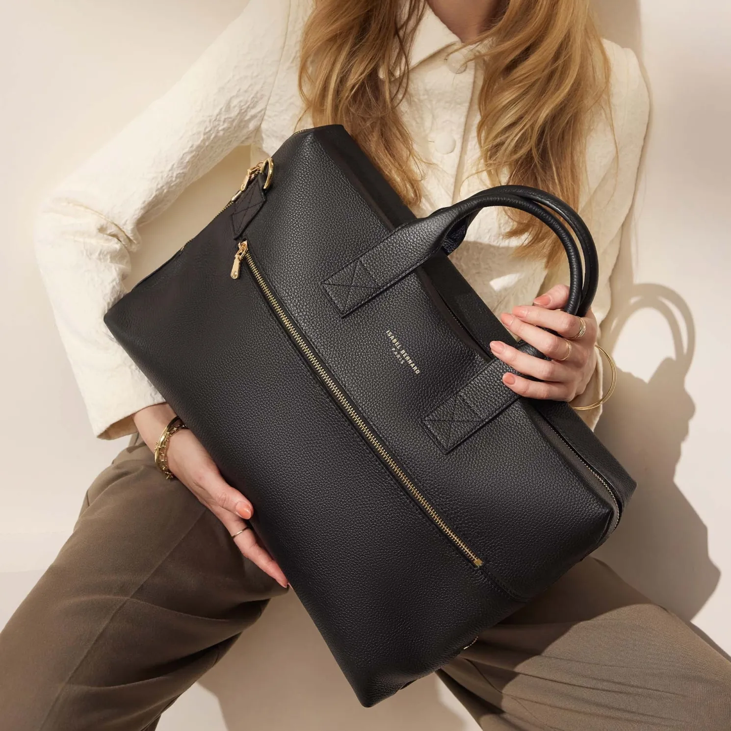 Honoré Anique zwarte leren handtas van kalfsleer met 16.4 inch laptopvak