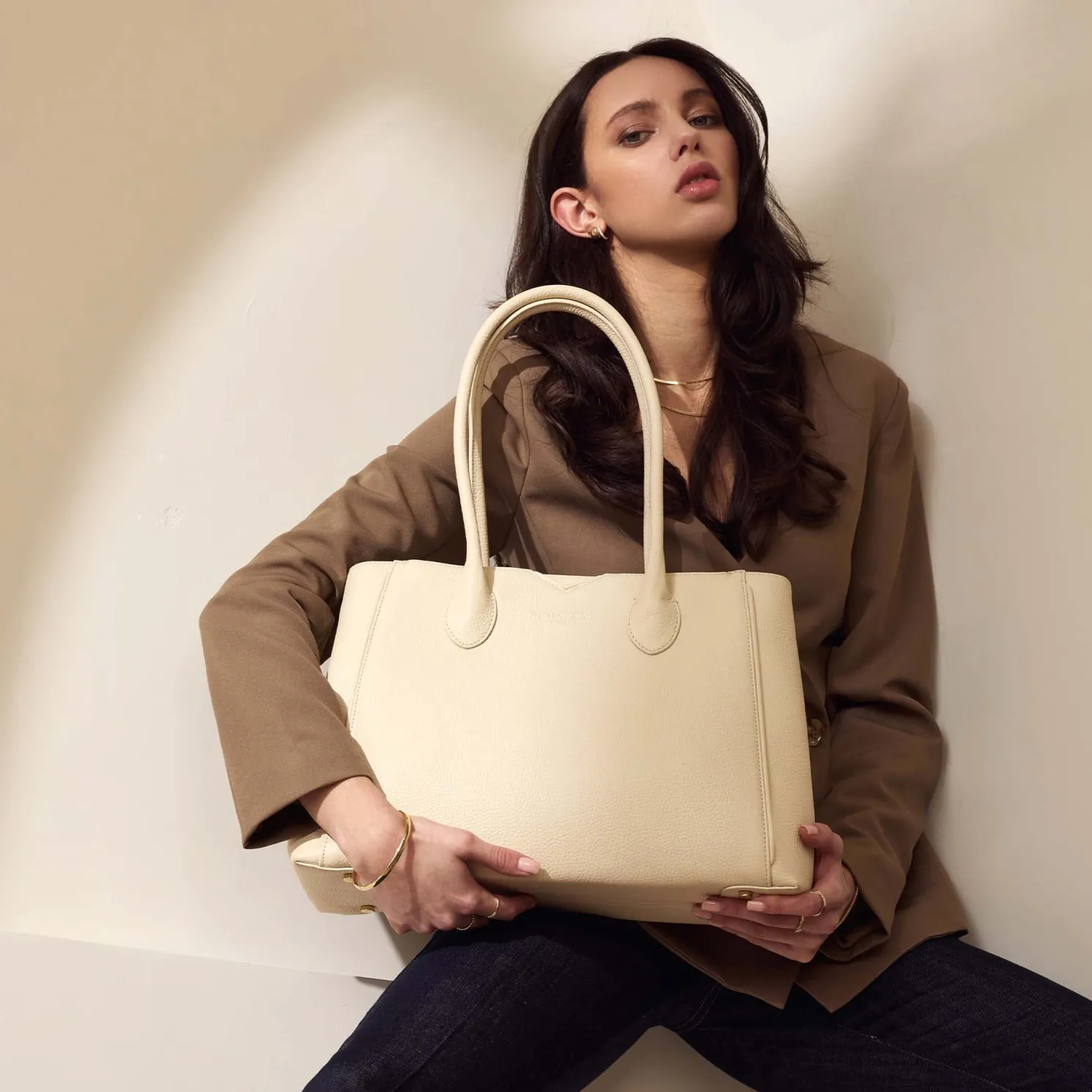 Honoré Cloe crème leren handtas van kalfsleer