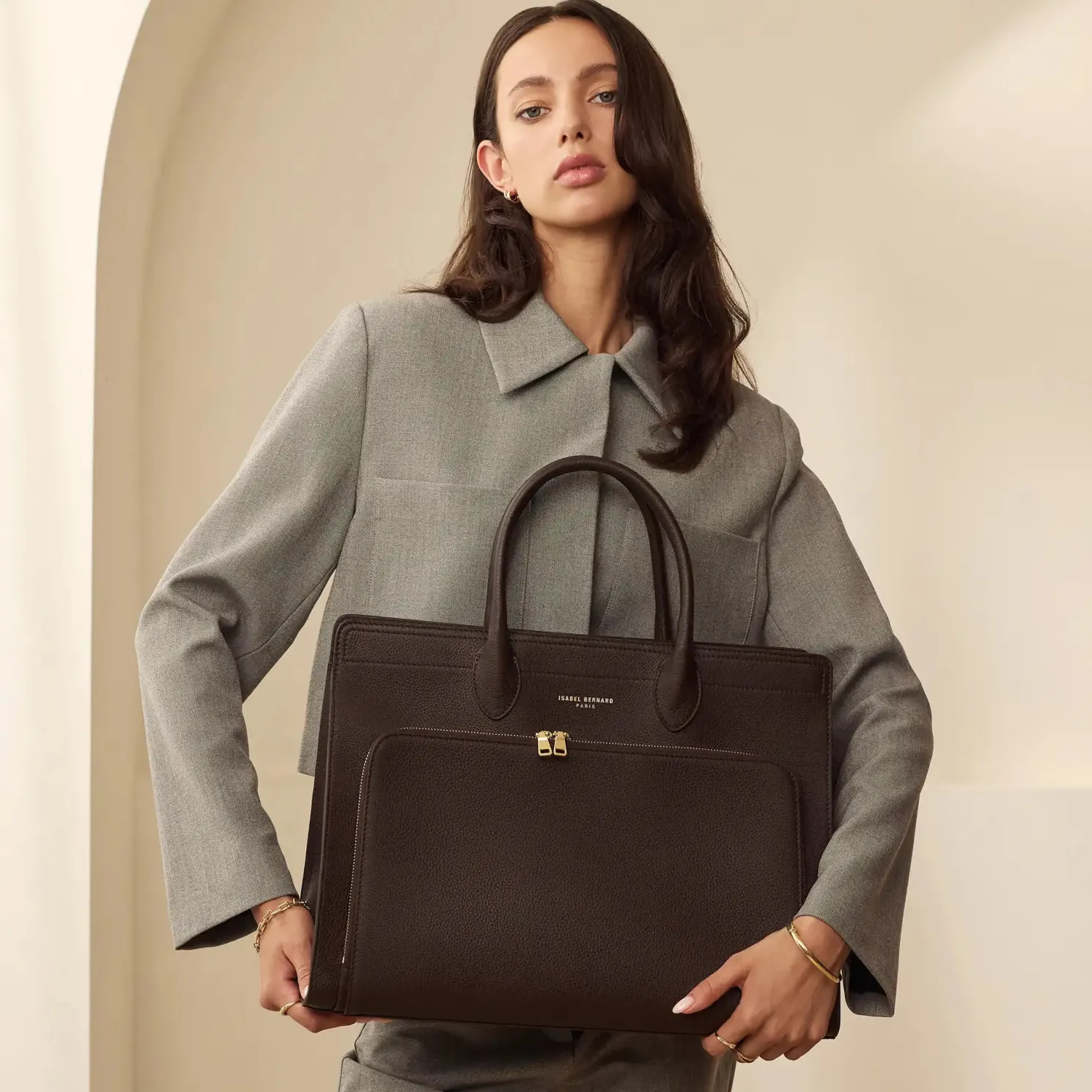 Honoré Nadine bruine leren handtas van kalfsleer met laptopvak