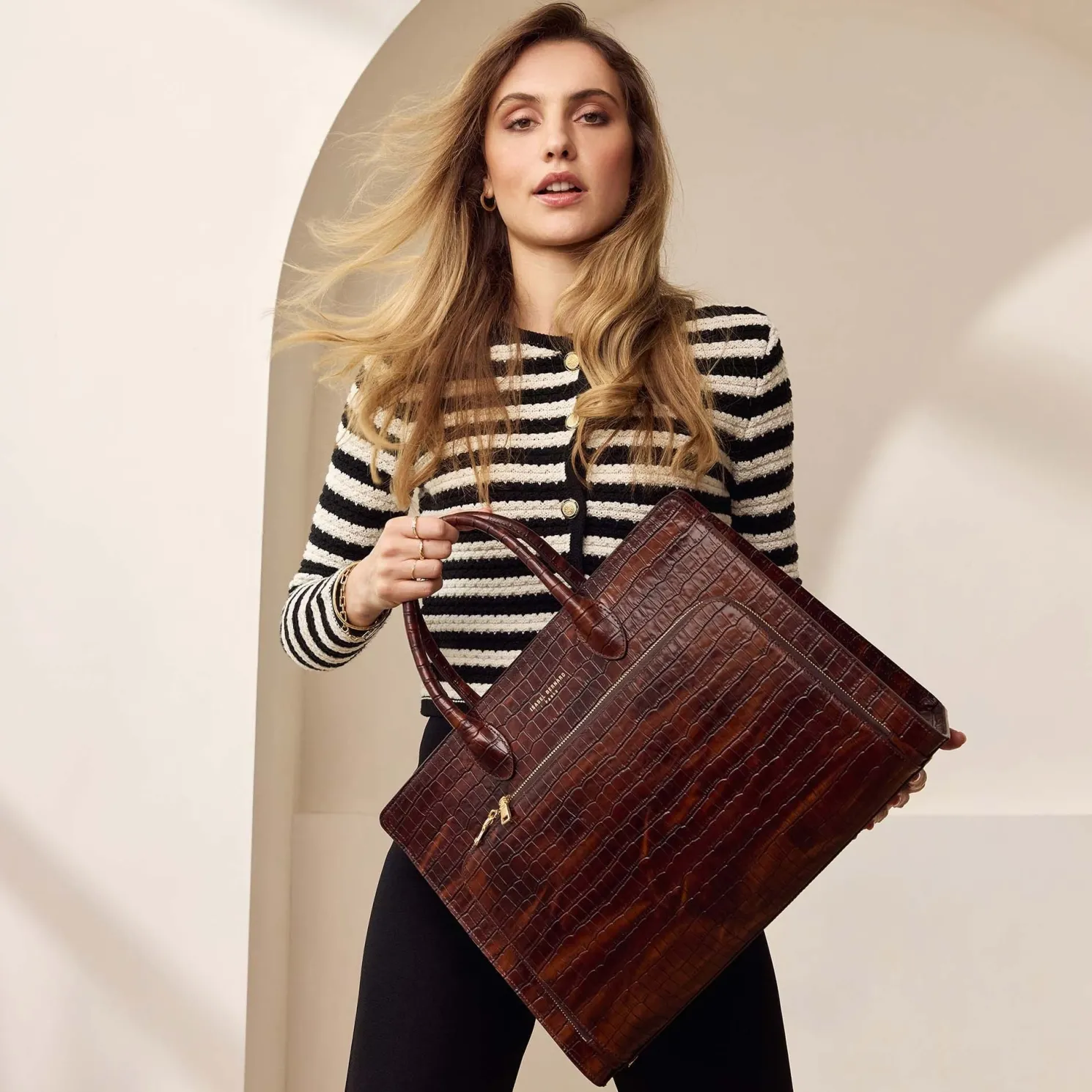 Honoré Nadine croco bruine leren handtas van kalfsleer met laptopvak