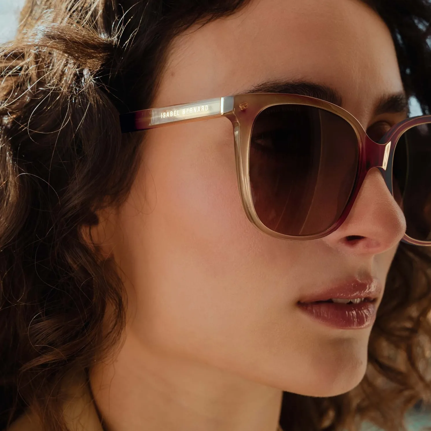 La Villette Raison transparant beige vierkante zonnebril met bruine gradient glazen