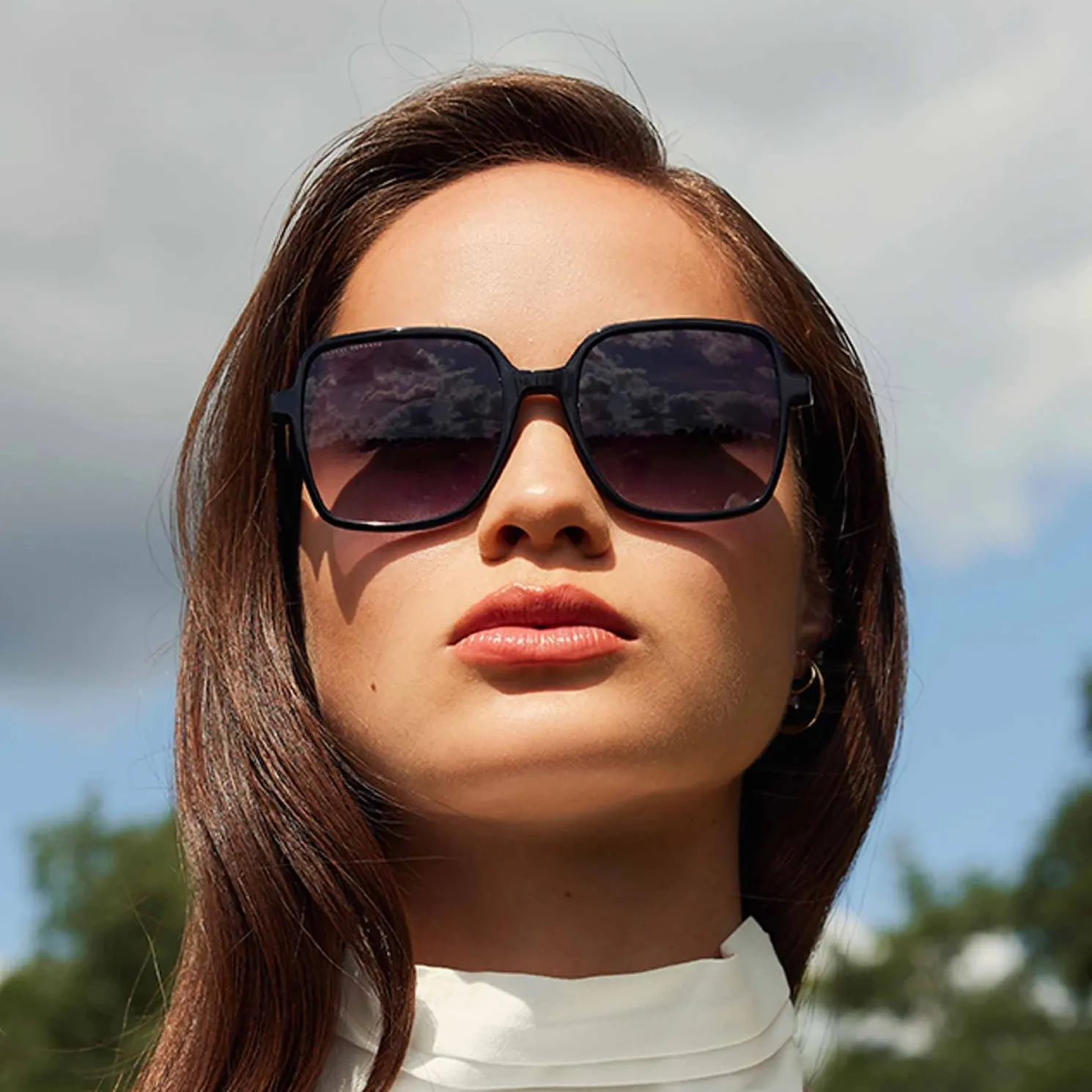 La Villette Rene zwarte vierkante zonnebril met zwarte gradient glazen