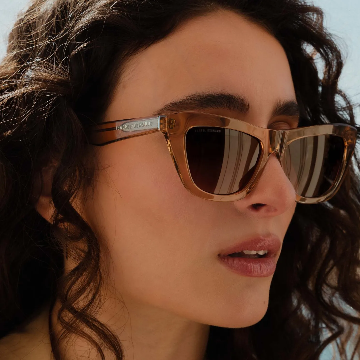 La Villette Roselin transparant beige cat eye zonnebril met bruine gradient glazen