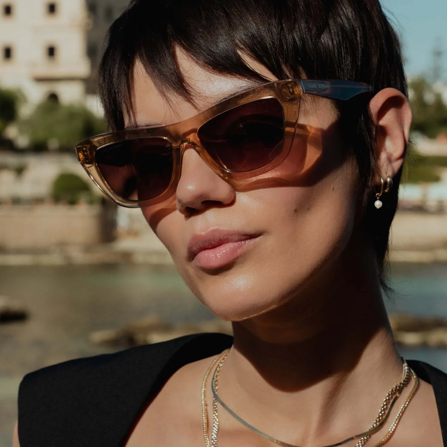 La Villette Roselin transparant beige cat eye zonnebril met bruine gradient glazen