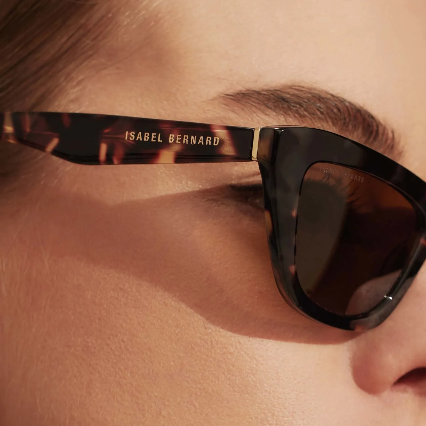 La Villette Roselin bruin tortoise cat eye zonnebril met bruine glazen