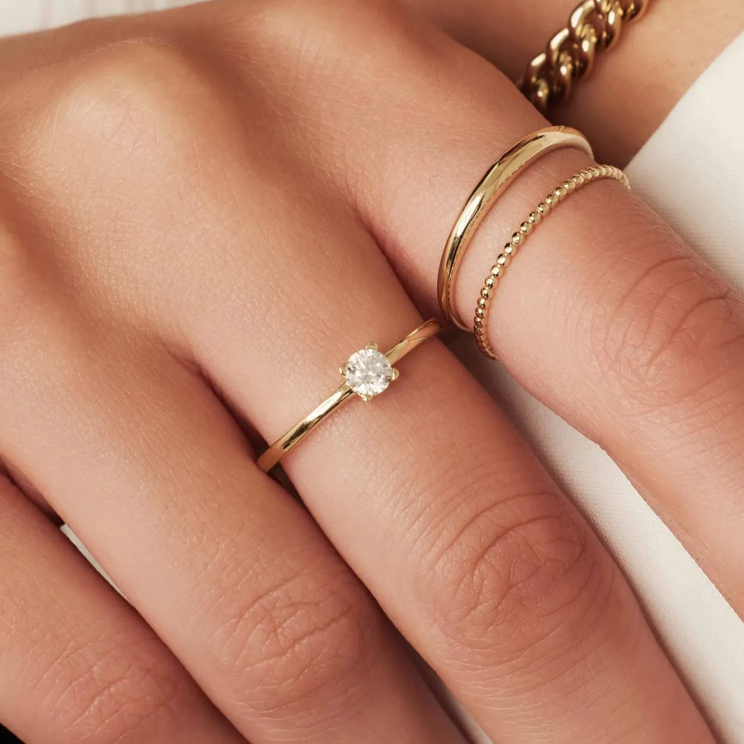 Le Marais Isidora 14 karaat gouden ring met zirkonia