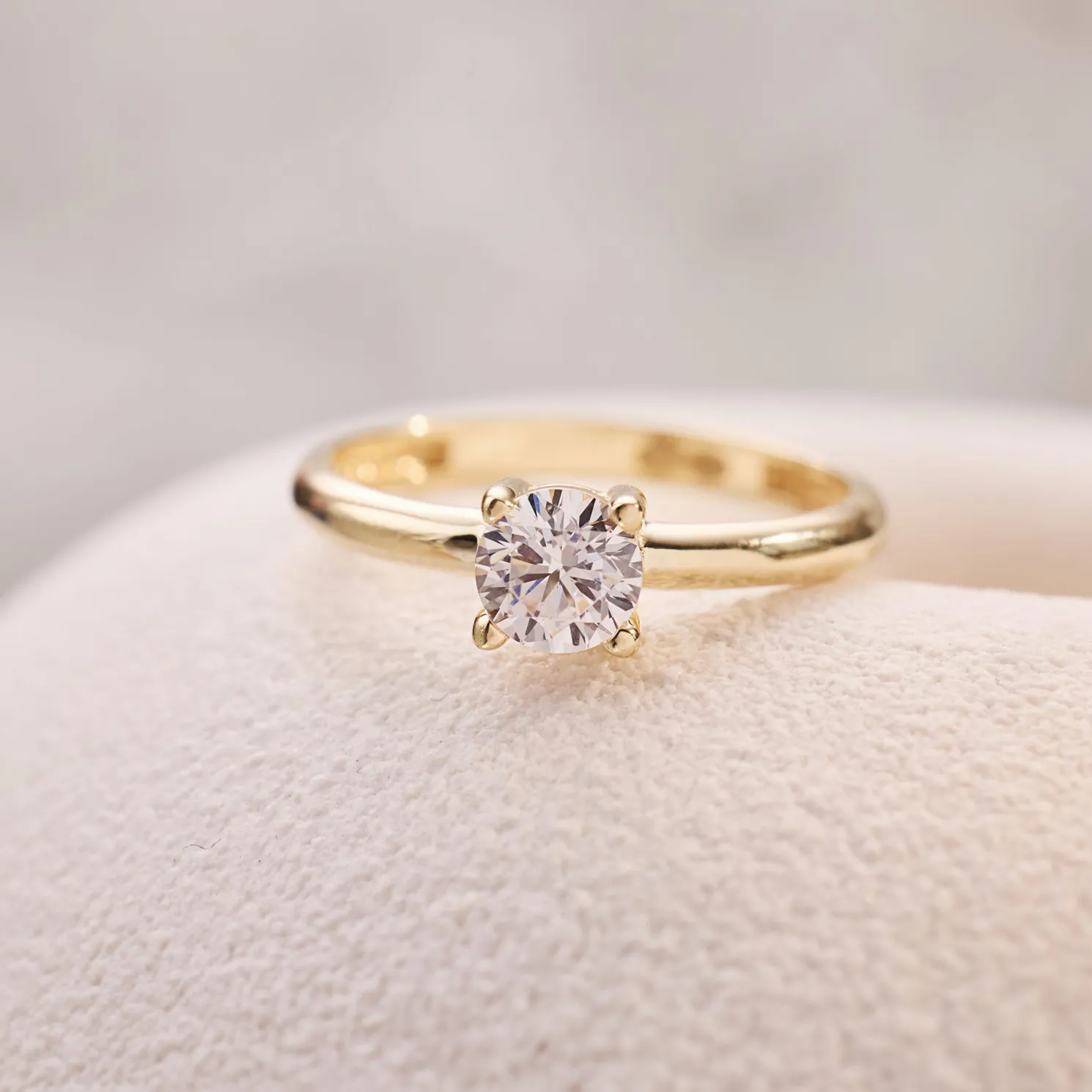 Le Marais Soleil 14 karaat gouden ring met zirkonia steen