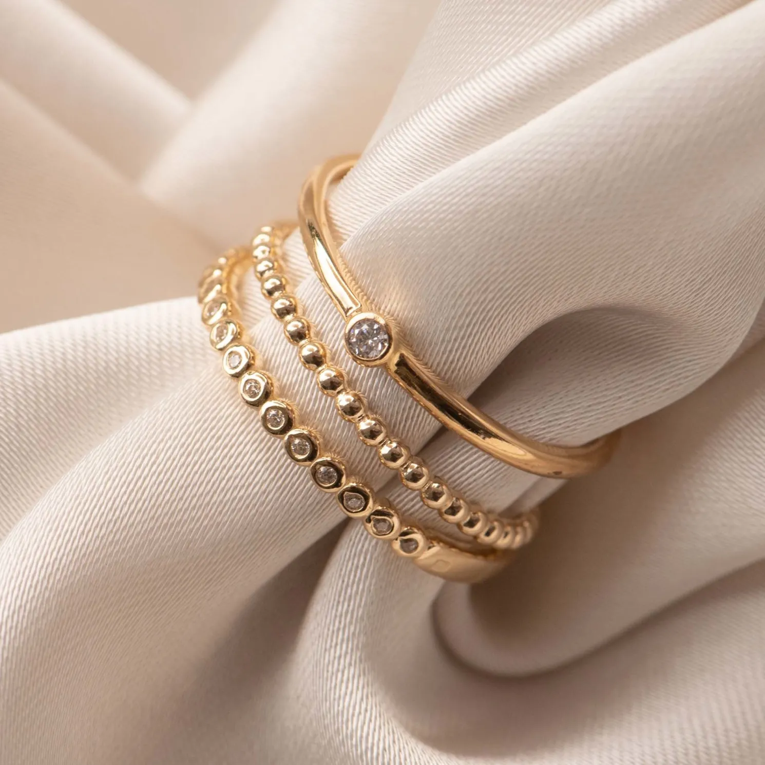 Rivoli Aélys 14 karaat gouden stacking ring met zirkonia steentje