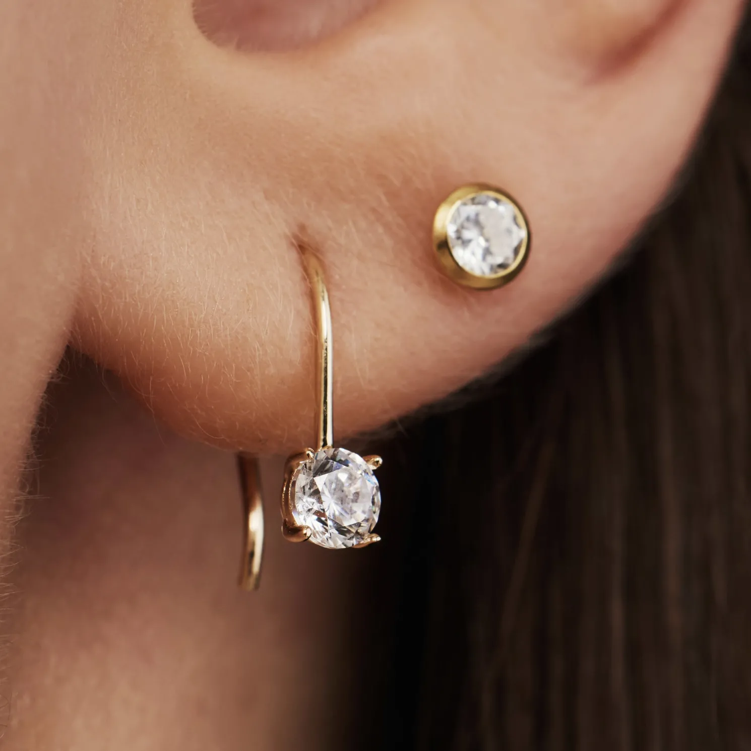 Rivoli Elise 14 karaat gouden oorhangers met zirkonia steentje