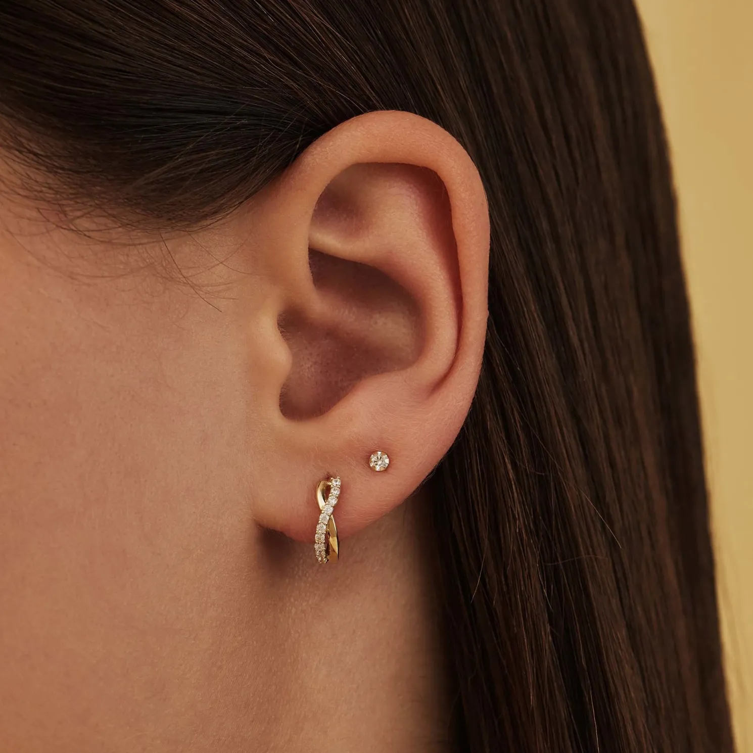 Rivoli Esmée 14 karaat gouden creolen met zirkonia steentjes