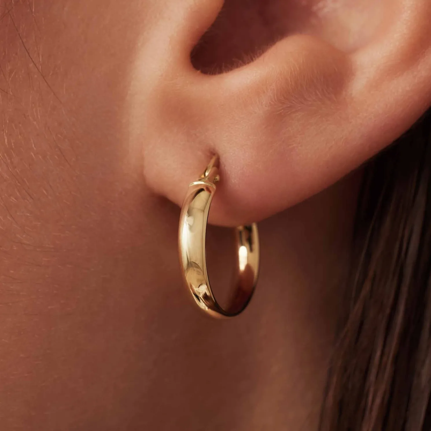 Rivoli Estrella 14 karaat gouden creolen (14 mm)