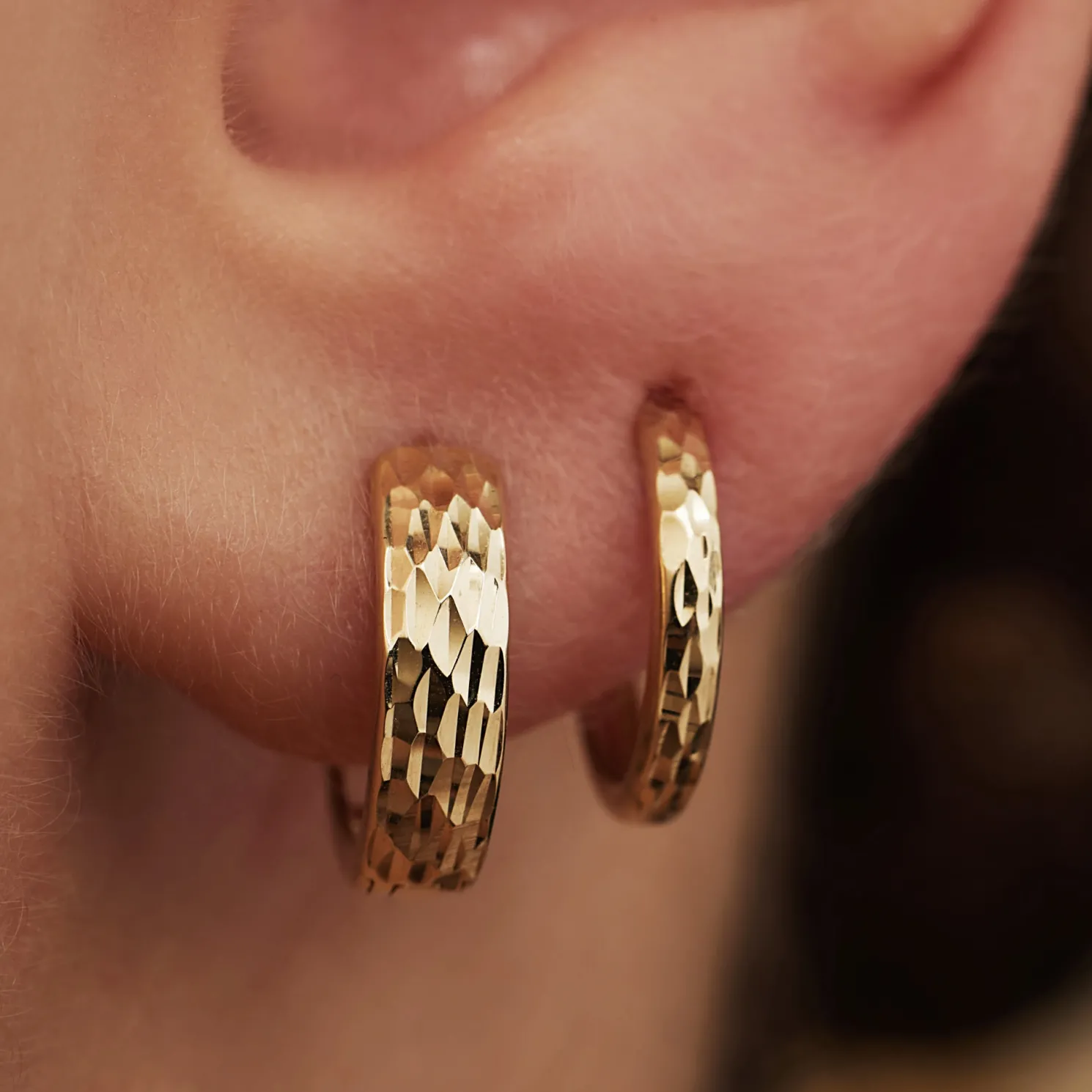 Rivoli Laura 14 karaat gouden creolen met diamond cut